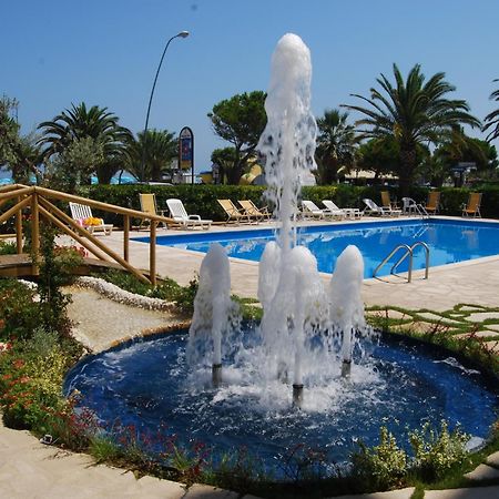 Tortoreto Hotel Costa Verde מראה חיצוני תמונה