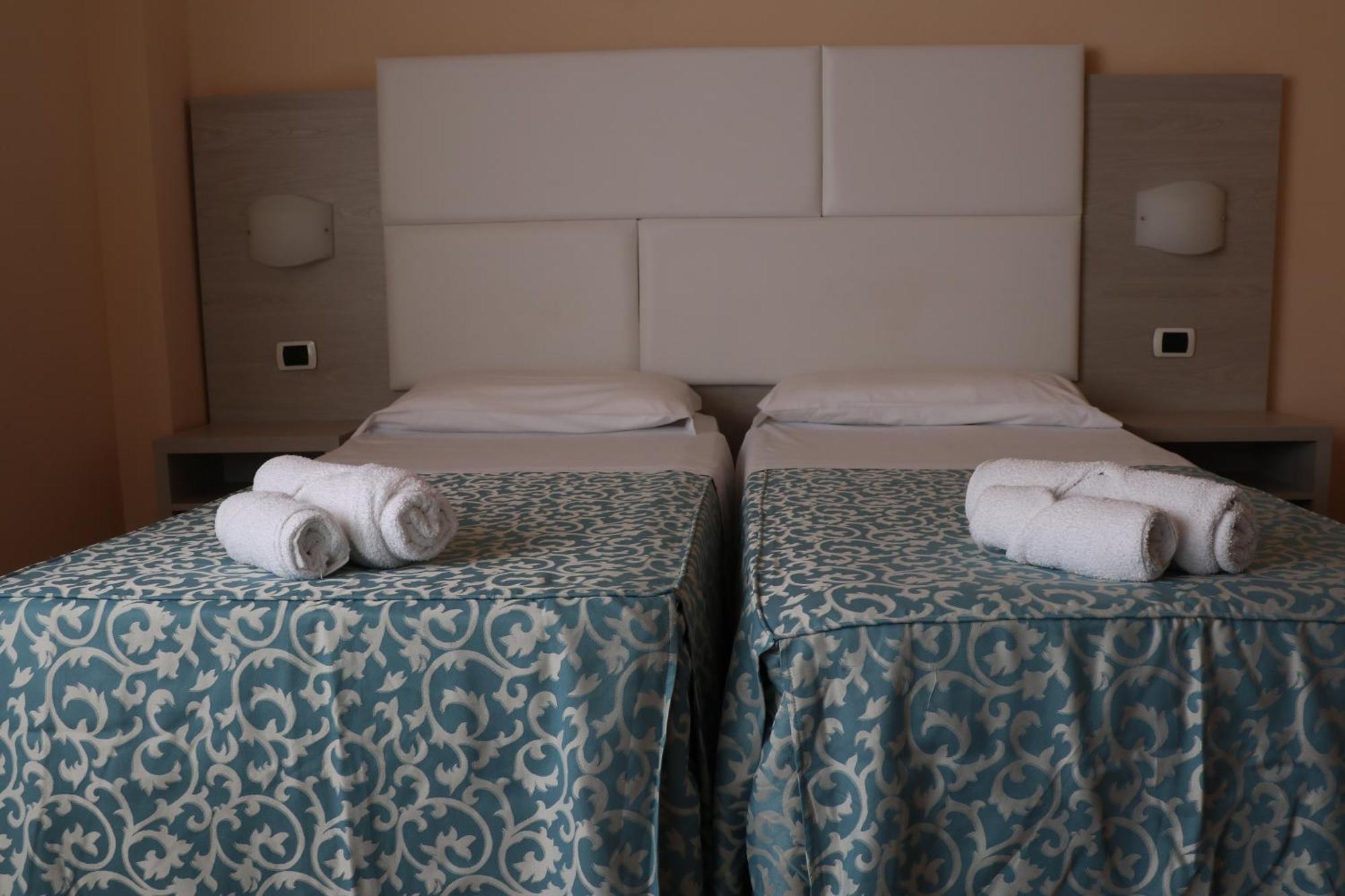 Tortoreto Hotel Costa Verde מראה חיצוני תמונה