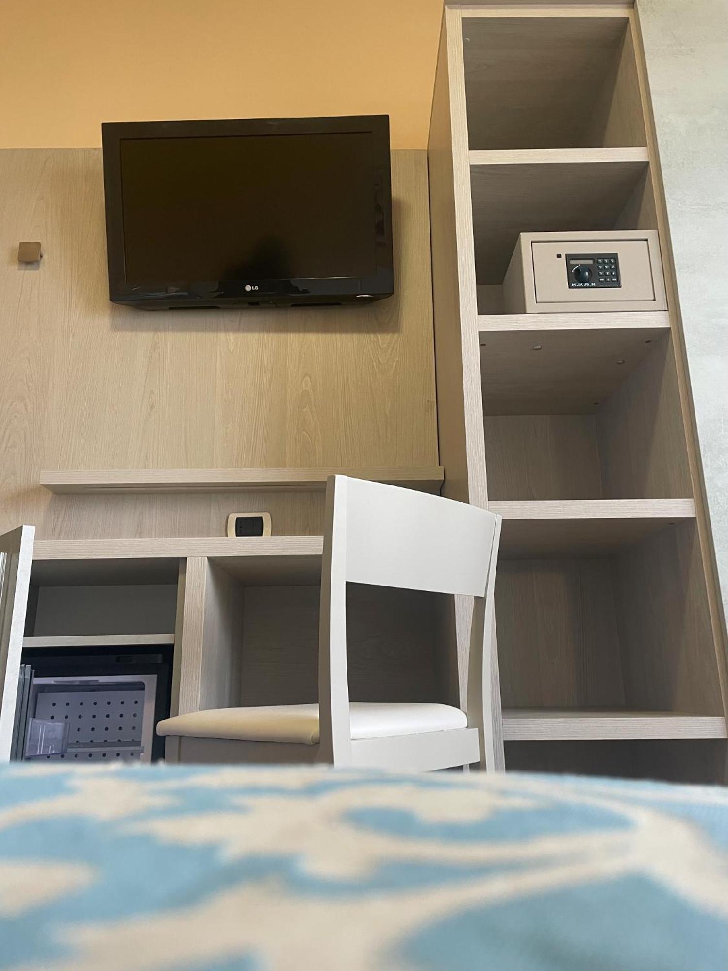 Tortoreto Hotel Costa Verde מראה חיצוני תמונה